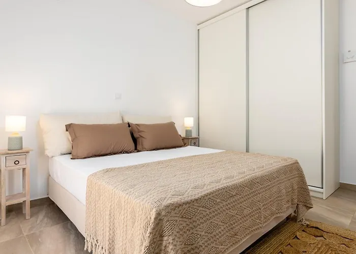 Sarris Village Luxury 2 * Sarakíniko